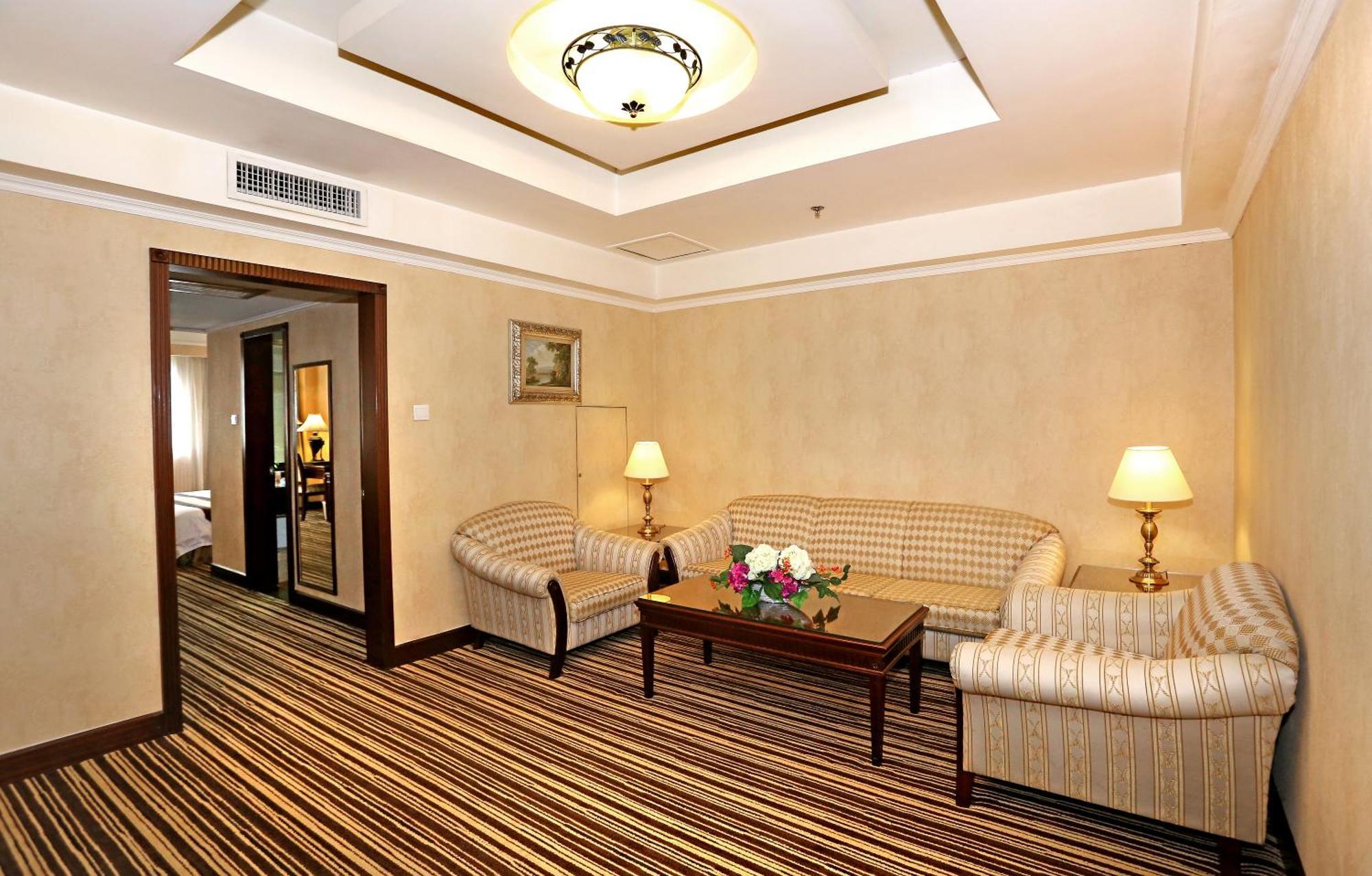 Grand Palace Hotel - Grand Hotel Management Group Guangzhou Room photo