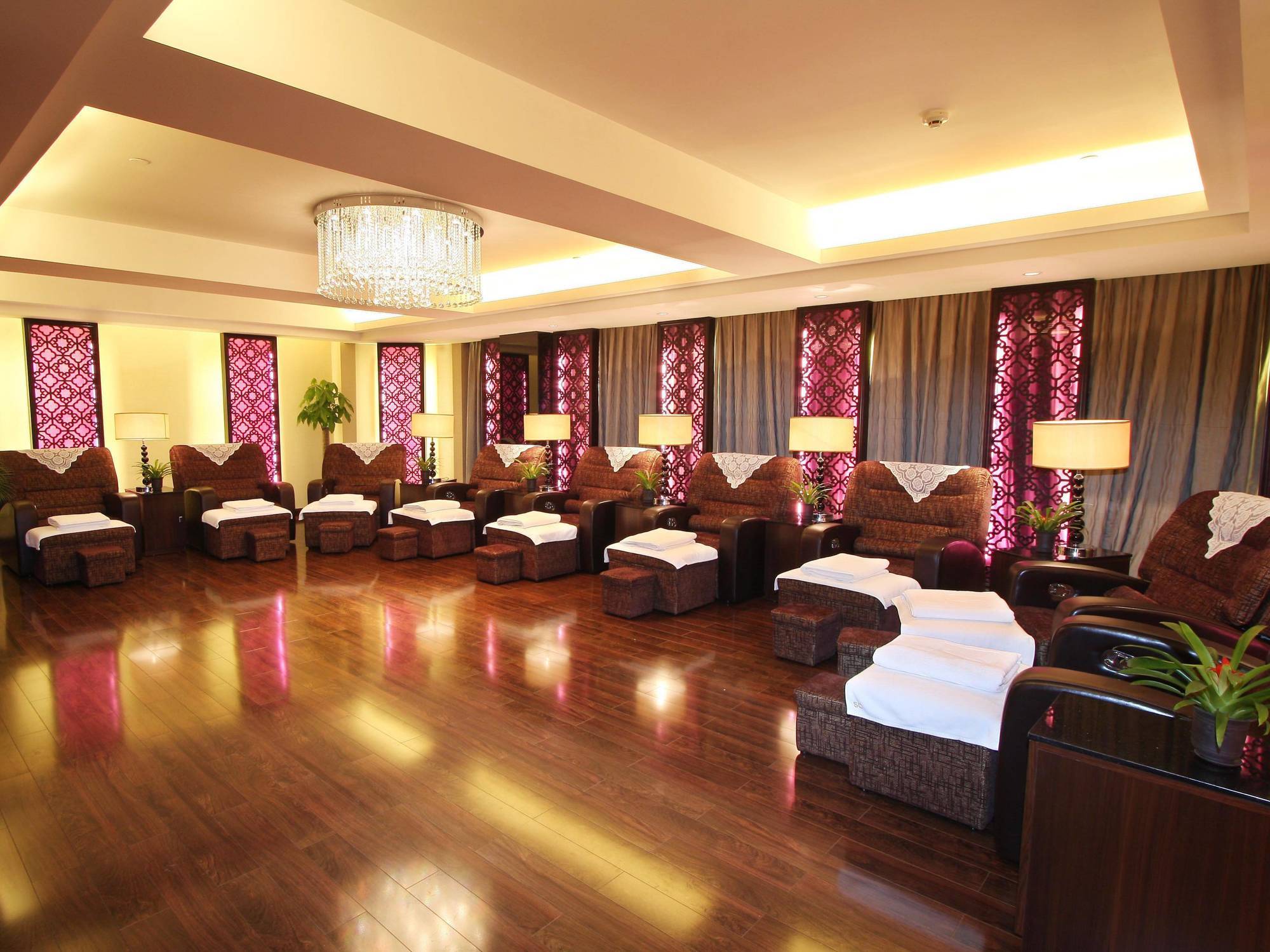Grand Palace Hotel - Grand Hotel Management Group Guangzhou Exterior photo